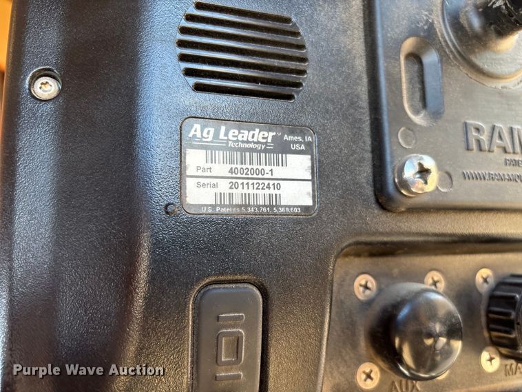 image for item EV3233 Miller Atlas 3654 spreader