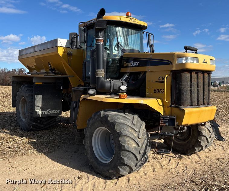 image for item EV3234 2018 TerraGator TG8400B spreader