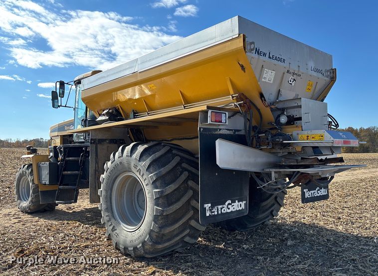 image for item EV3234 2018 TerraGator TG8400B spreader