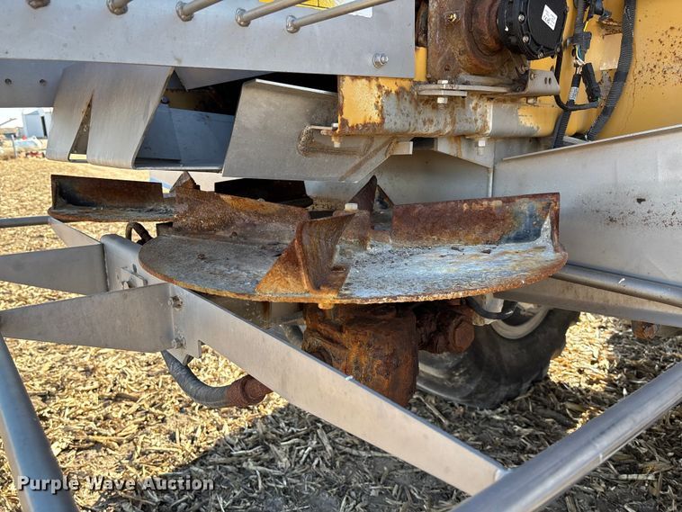 image for item EV3234 2018 TerraGator TG8400B spreader