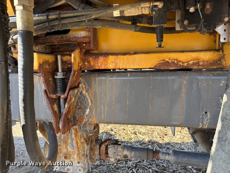 image for item EV3234 2018 TerraGator TG8400B spreader