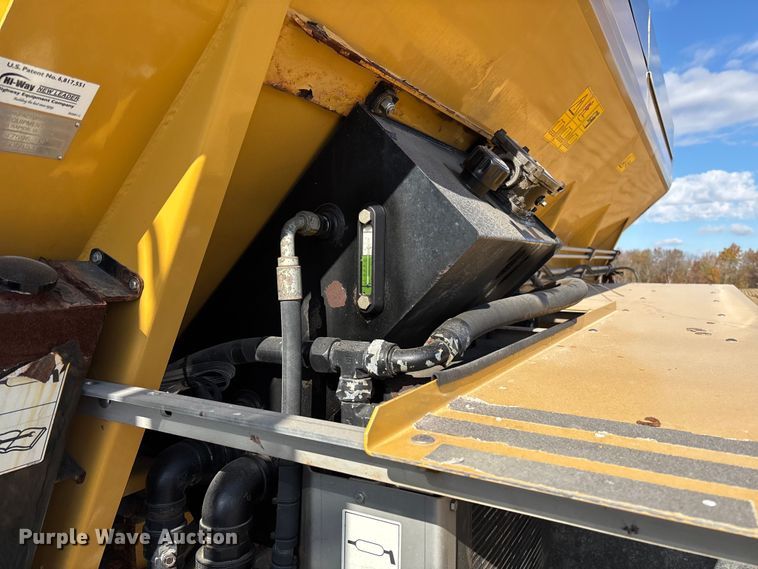 image for item EV3234 2018 TerraGator TG8400B spreader