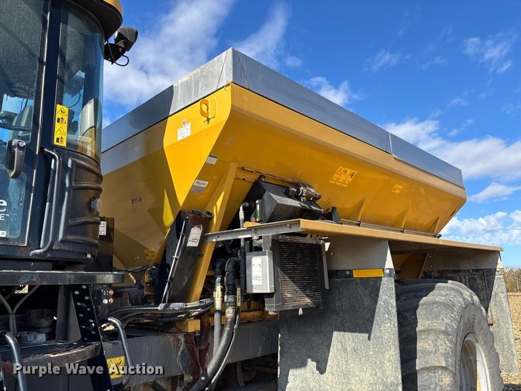 image for item EV3234 2018 TerraGator TG8400B spreader