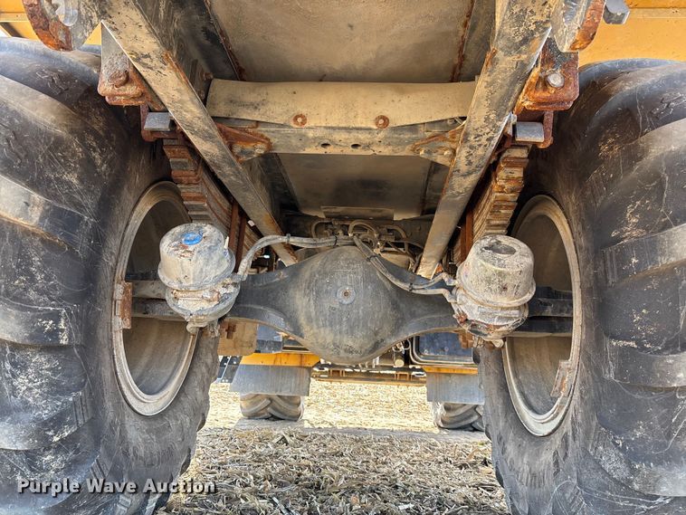 image for item EV3234 2018 TerraGator TG8400B spreader