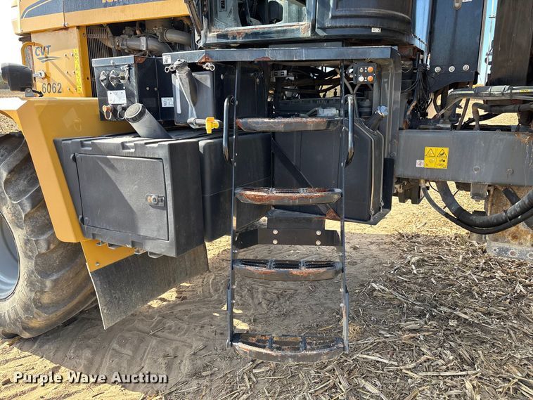 image for item EV3234 2018 TerraGator TG8400B spreader