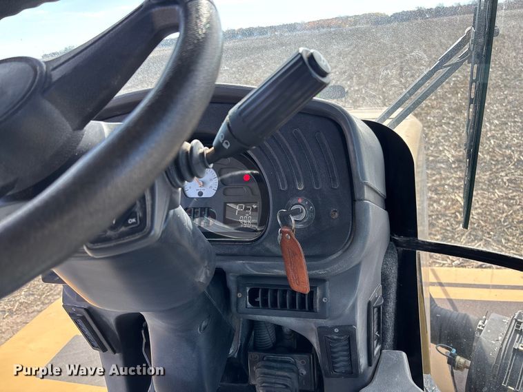 image for item EV3234 2018 TerraGator TG8400B spreader