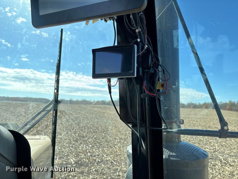 image for item EV3234 2018 TerraGator TG8400B spreader