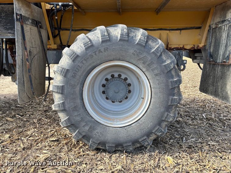 image for item EV3234 2018 TerraGator TG8400B spreader