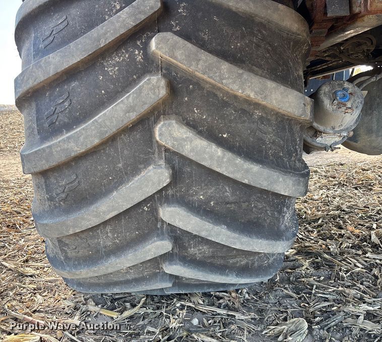 image for item EV3234 2018 TerraGator TG8400B spreader