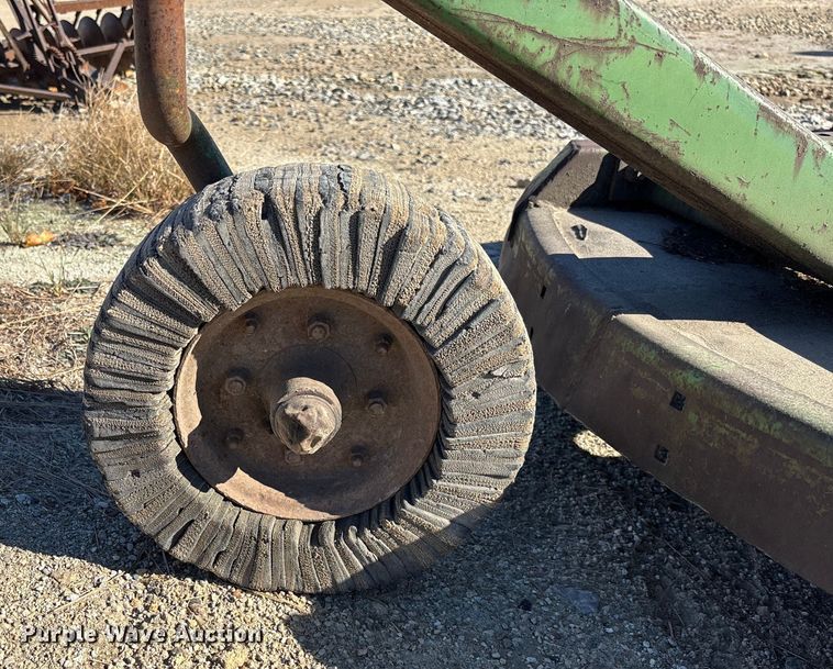 image for item EV3235 John Deere rotary mower