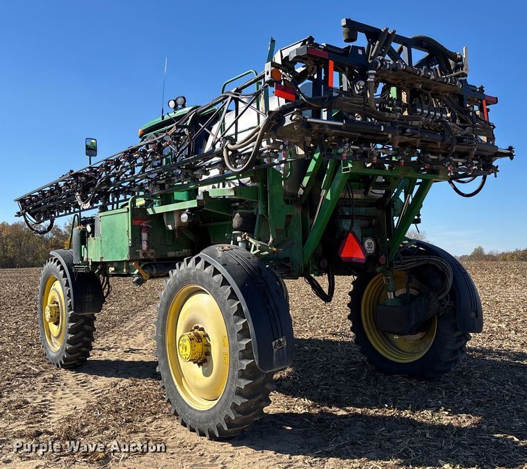 image for item EV3237 2013 John Deere 4830 sprayer