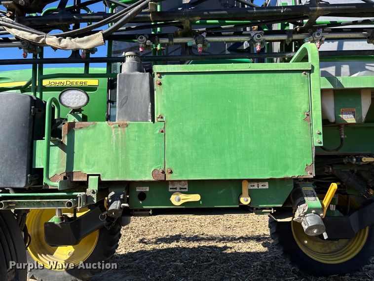 image for item EV3237 2013 John Deere 4830 sprayer