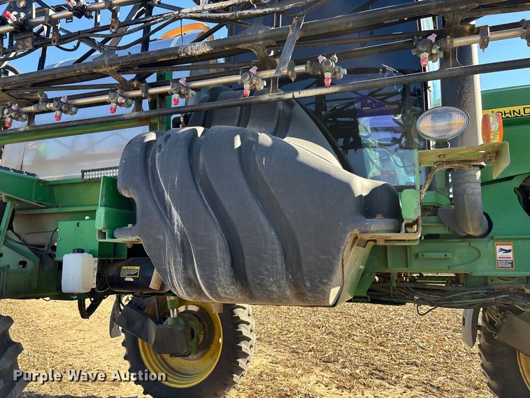 image for item EV3237 2013 John Deere 4830 sprayer