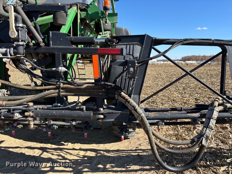 image for item EV3237 2013 John Deere 4830 sprayer