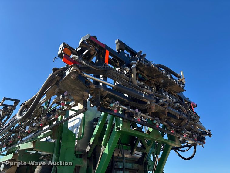 image for item EV3237 2013 John Deere 4830 sprayer
