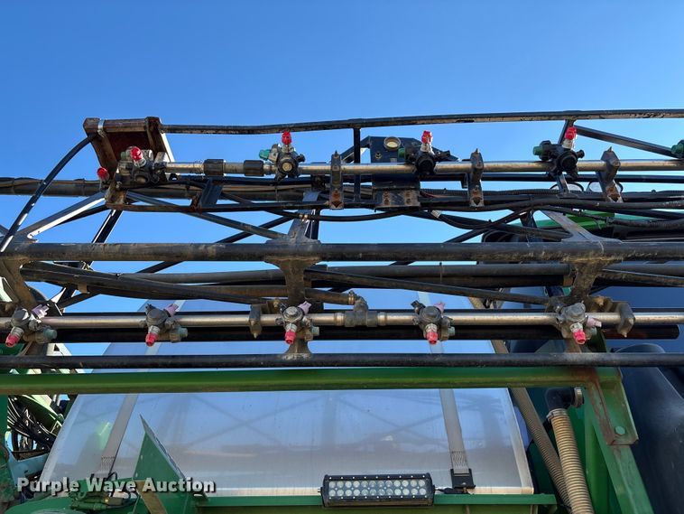 image for item EV3237 2013 John Deere 4830 sprayer