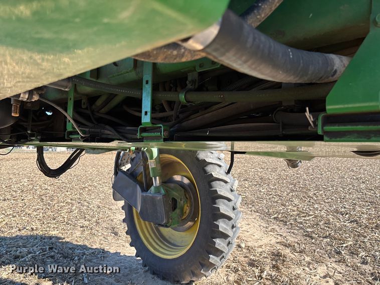 image for item EV3237 2013 John Deere 4830 sprayer