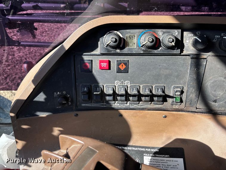 image for item EV3237 2013 John Deere 4830 sprayer