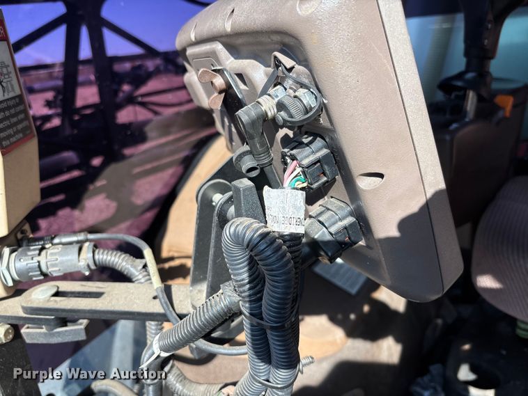 image for item EV3237 2013 John Deere 4830 sprayer