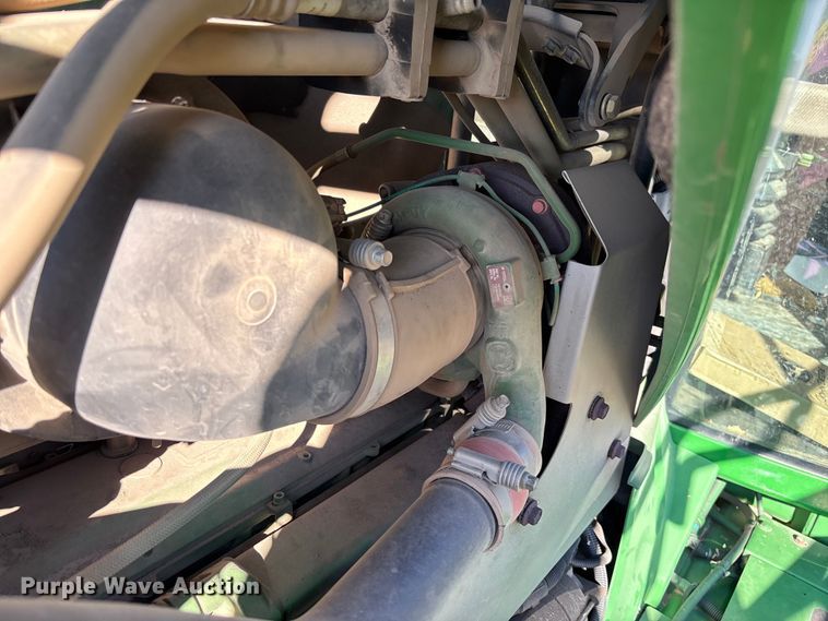 image for item EV3237 2013 John Deere 4830 sprayer