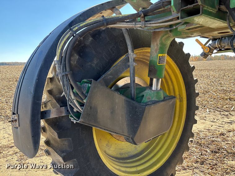 image for item EV3237 2013 John Deere 4830 sprayer