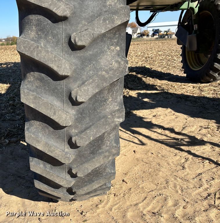 image for item EV3237 2013 John Deere 4830 sprayer