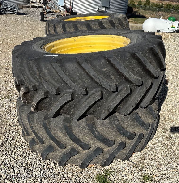 image for item EV3238 (4) flotation tires and wheels