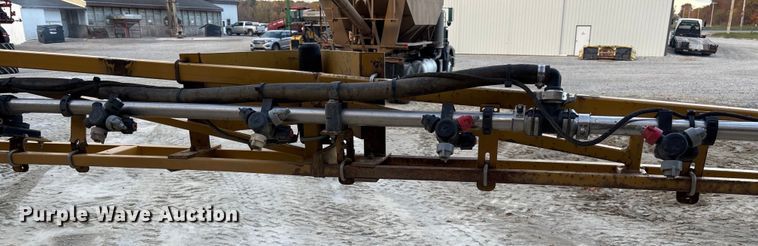 image for item EV3239 2012 Agco Rogator 1300 sprayer