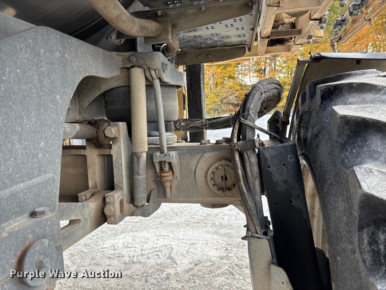 image for item EV3239 2012 Agco Rogator 1300 sprayer