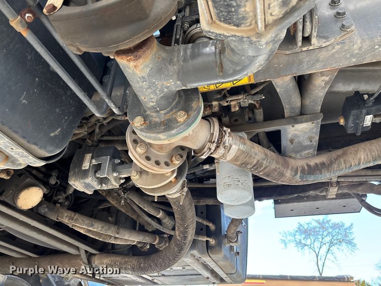 image for item EV3239 2012 Agco Rogator 1300 sprayer