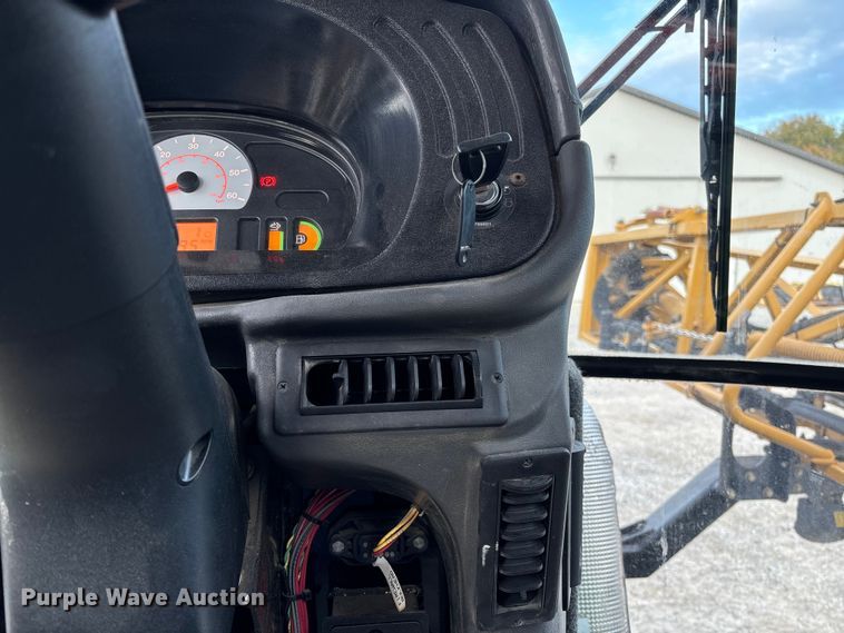 image for item EV3239 2012 Agco Rogator 1300 sprayer