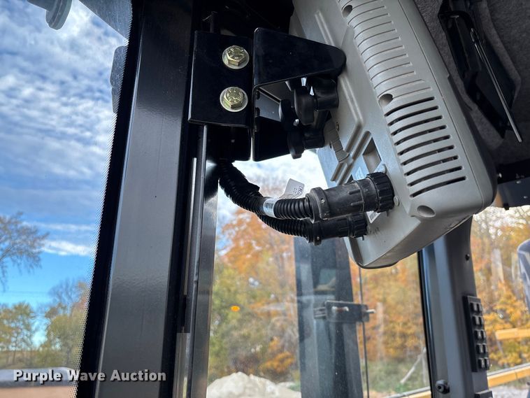 image for item EV3239 2012 Agco Rogator 1300 sprayer