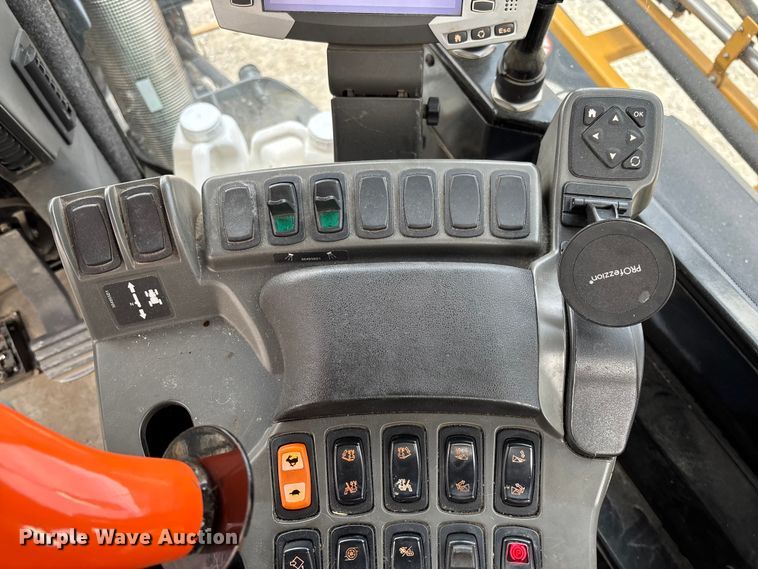 image for item EV3239 2012 Agco Rogator 1300 sprayer