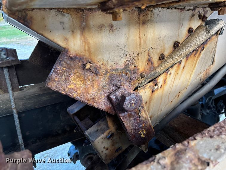 image for item EV3240 1993 Peterbilt 377 Seed Tender Truck