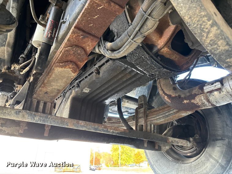 image for item EV3240 1993 Peterbilt 377 Seed Tender Truck