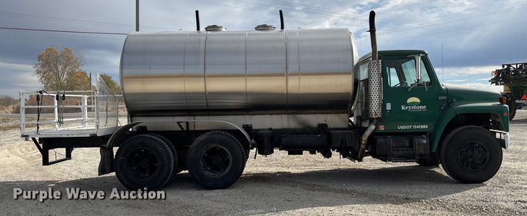 image for item EV3242 1987 International F-1954 tank truck