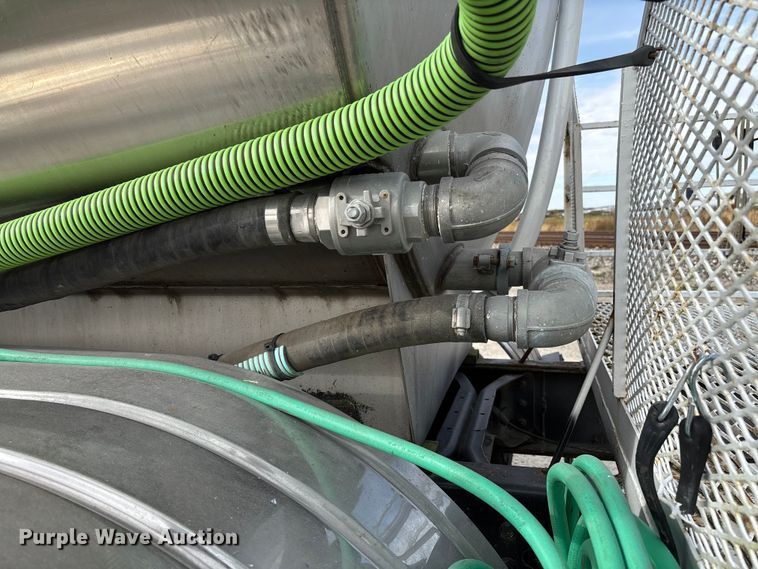 image for item EV3242 1987 International F-1954 tank truck