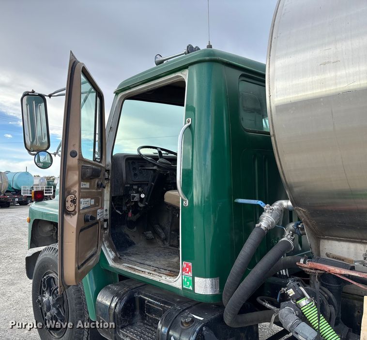 image for item EV3242 1987 International F-1954 tank truck