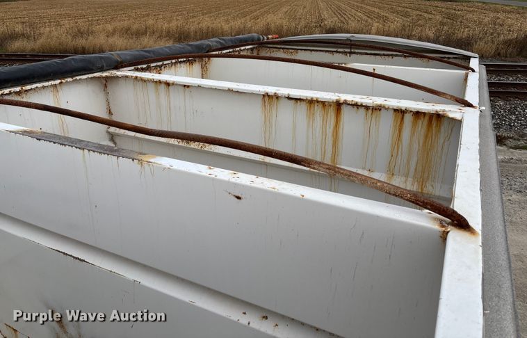 image for item EV3243 1989 International F-2654 fertilizer delivery truck