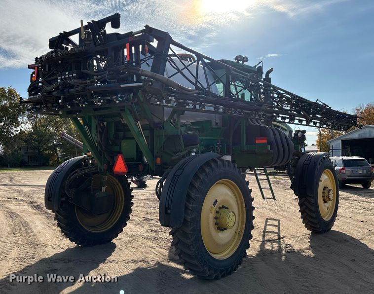 image for item EV3244 2012 John Deere 4830 sprayer