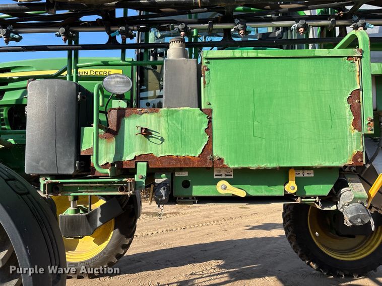 image for item EV3244 2012 John Deere 4830 sprayer