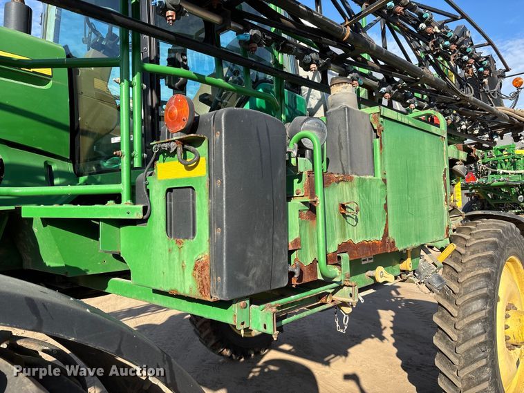 image for item EV3244 2012 John Deere 4830 sprayer