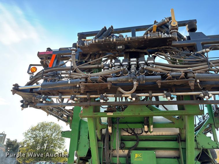 image for item EV3244 2012 John Deere 4830 sprayer