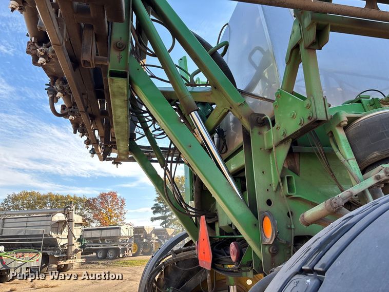 image for item EV3244 2012 John Deere 4830 sprayer
