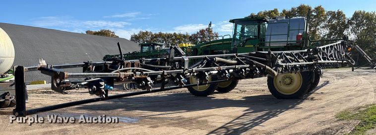 image for item EV3244 2012 John Deere 4830 sprayer