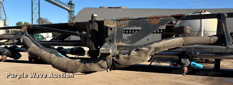 image for item EV3244 2012 John Deere 4830 sprayer