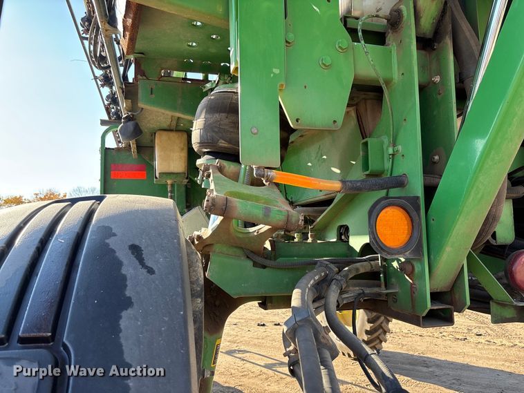 image for item EV3244 2012 John Deere 4830 sprayer