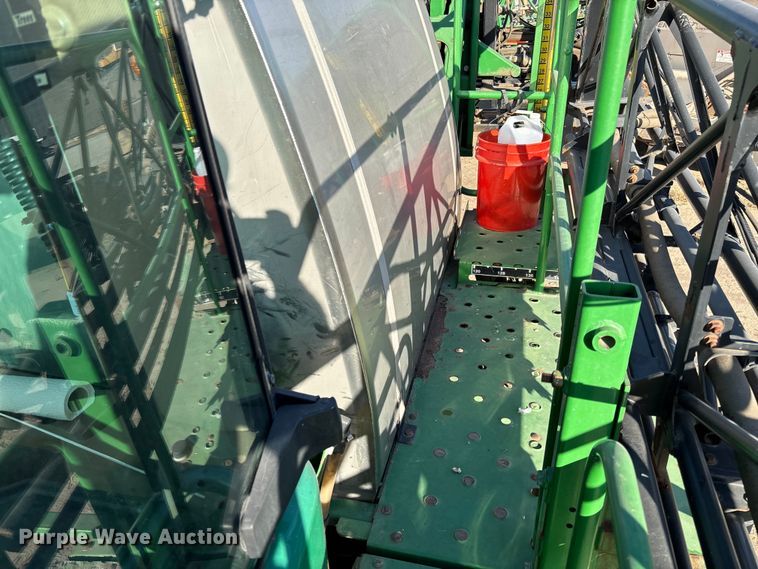 image for item EV3244 2012 John Deere 4830 sprayer