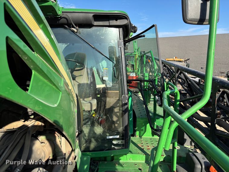 image for item EV3244 2012 John Deere 4830 sprayer