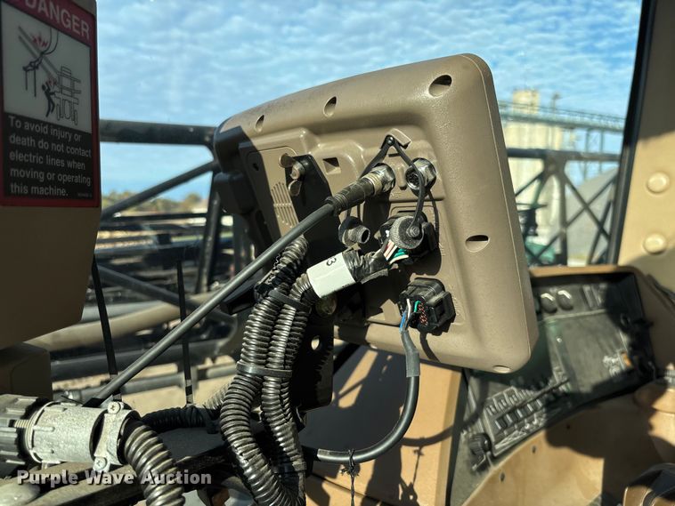 image for item EV3244 2012 John Deere 4830 sprayer